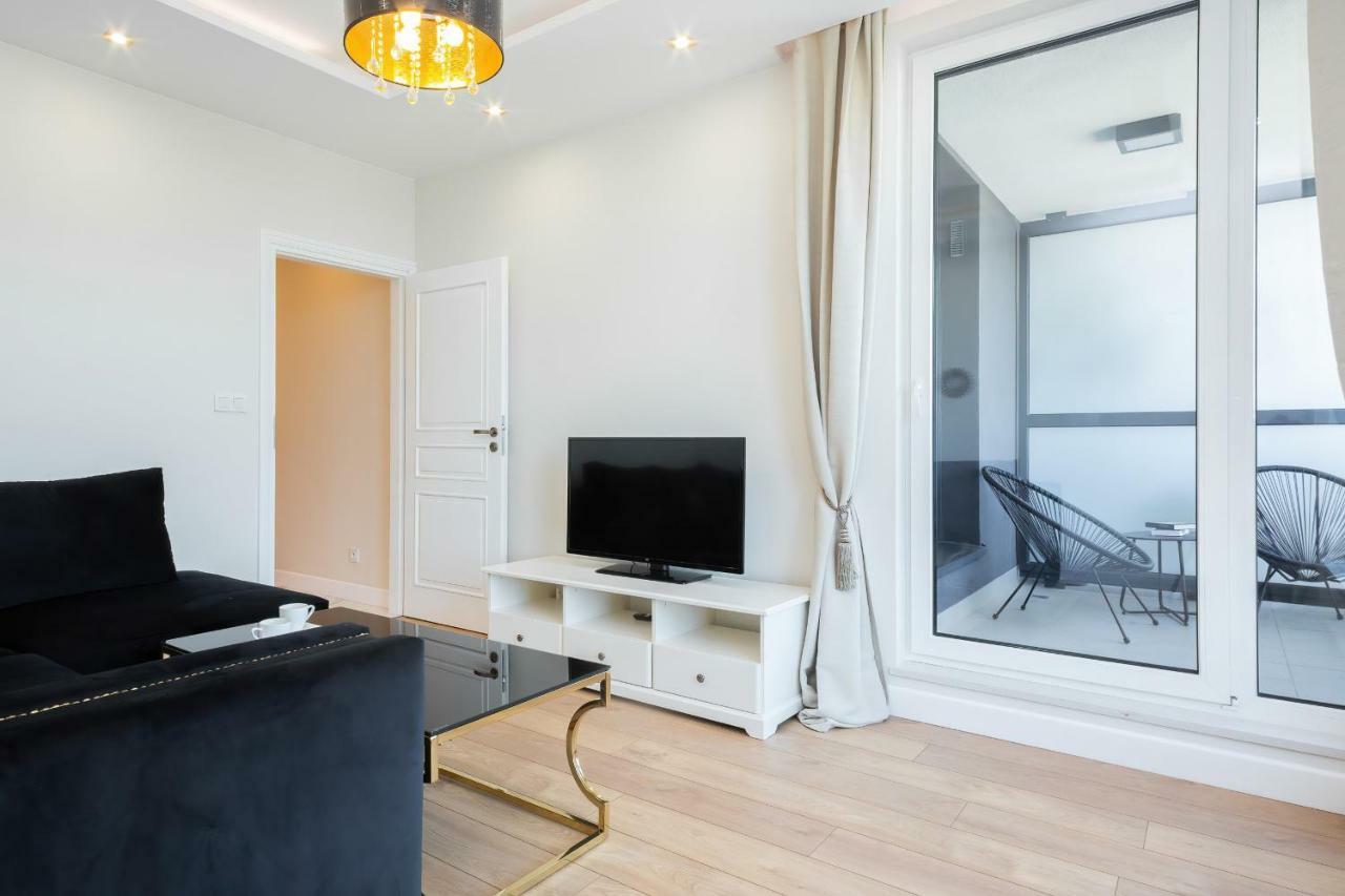 Apartments Aura Sky By Noclegi Renters Βαρσοβία Εξωτερικό φωτογραφία
