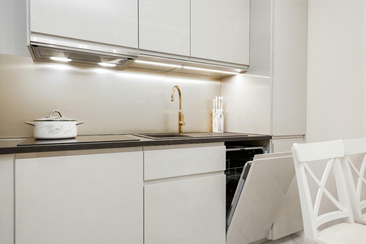 Apartments Aura Sky By Noclegi Renters Βαρσοβία Εξωτερικό φωτογραφία